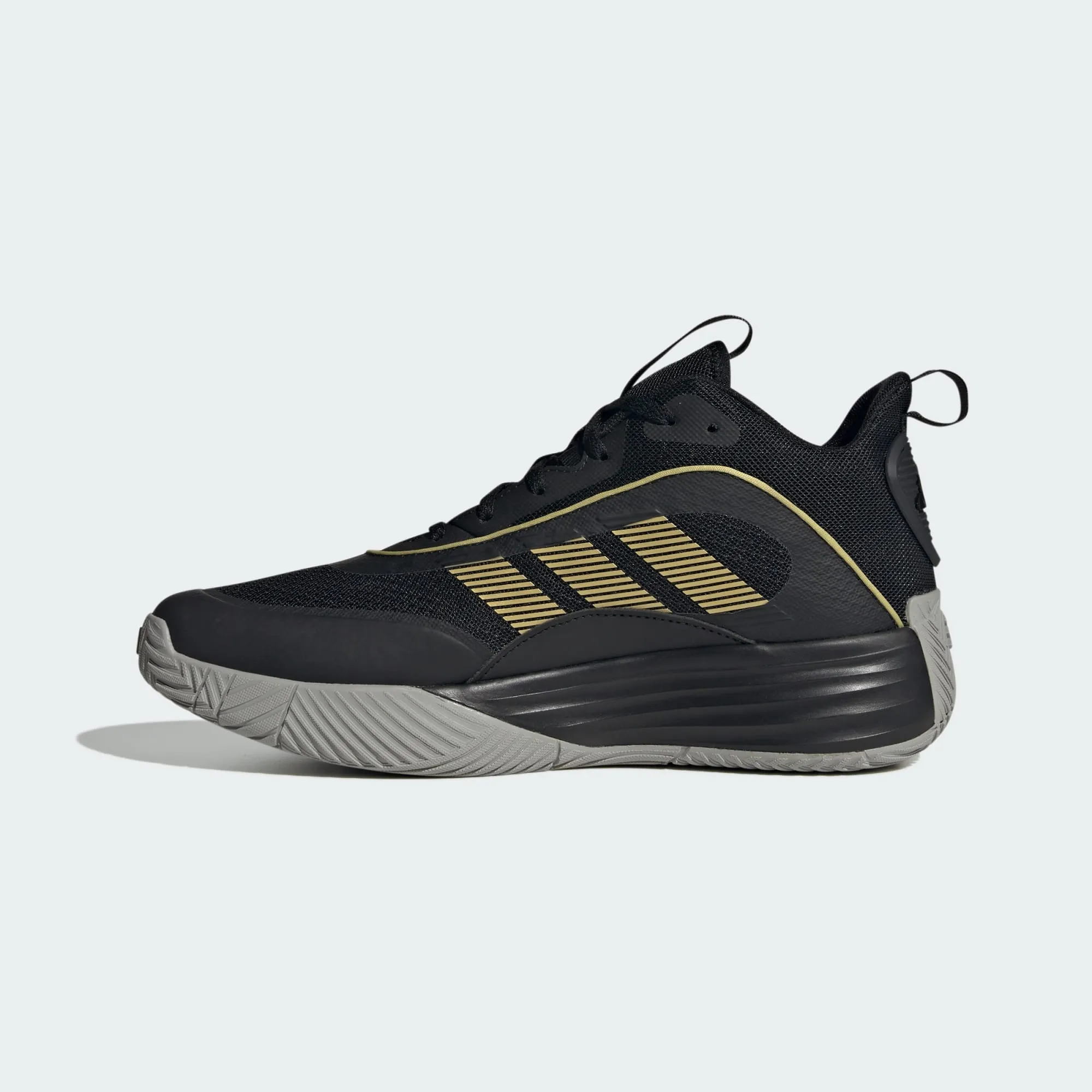 ADIDAS MEN'S OWN THE GAME 3 BLACK/GOLD BASKETBALL SHOES