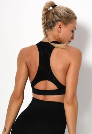 Fast and Free Sports Crop