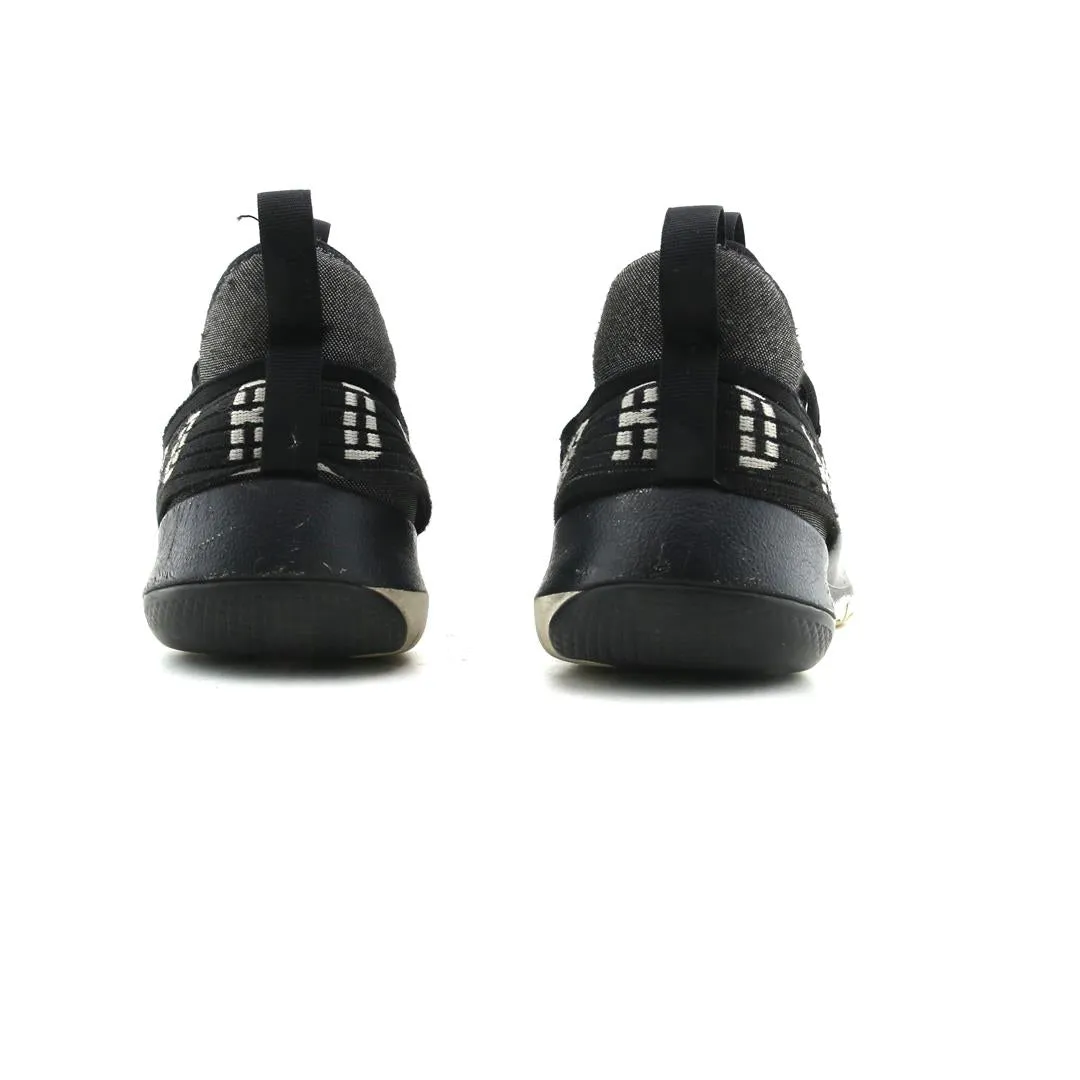 JORDAN  TRAINER PRO