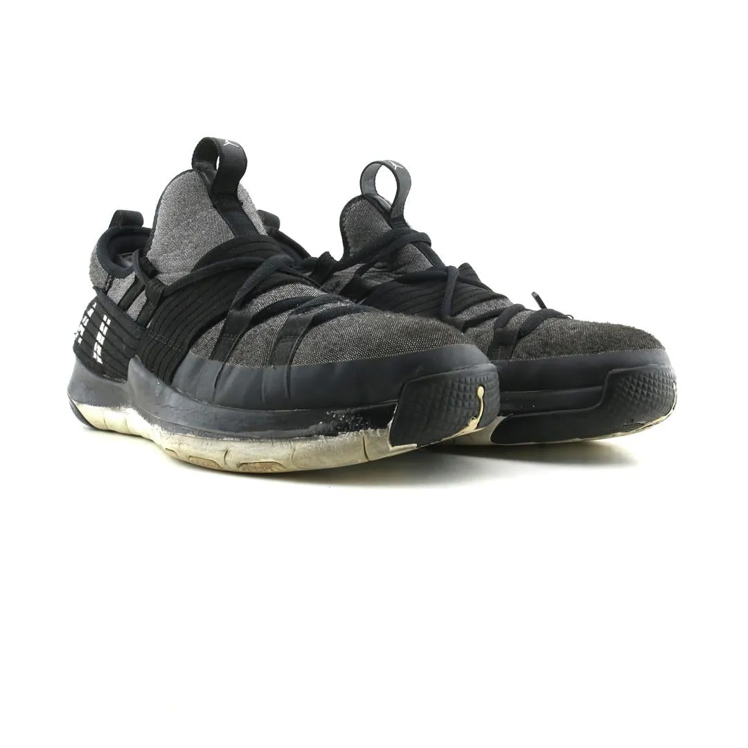 JORDAN  TRAINER PRO