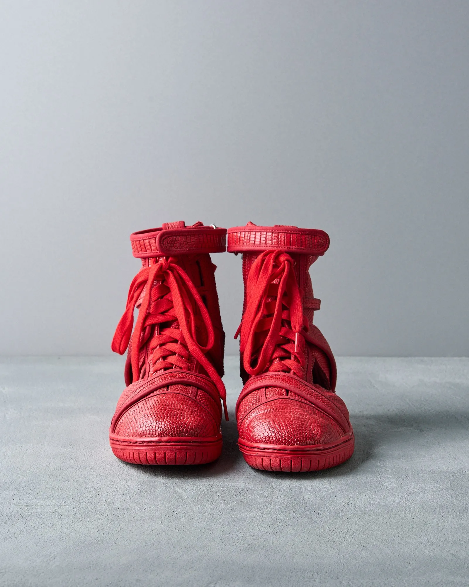Lizard high-top skeleton sneaker