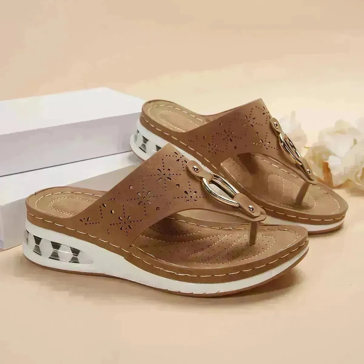New Air Cushion Thong Sandals Summer Flip Flops Hollow Metal Buckle Wedges Shoes For Women Thick Sole Beach Shoes