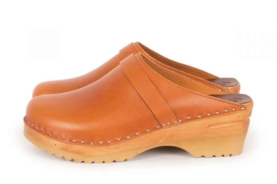 Troentorp Clogs Women's Da Vinci Cognac Pull Up