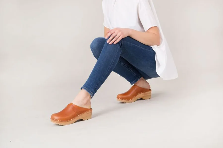 Troentorp Clogs Women's Da Vinci Cognac Pull Up
